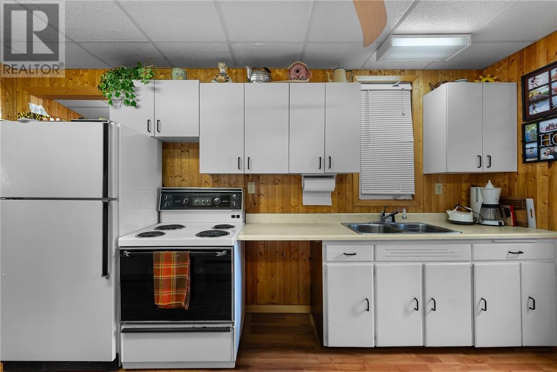 82 Baker Drive, Nairn Centre, Ontario  P0M 2L0 - Photo 28 - 2125471