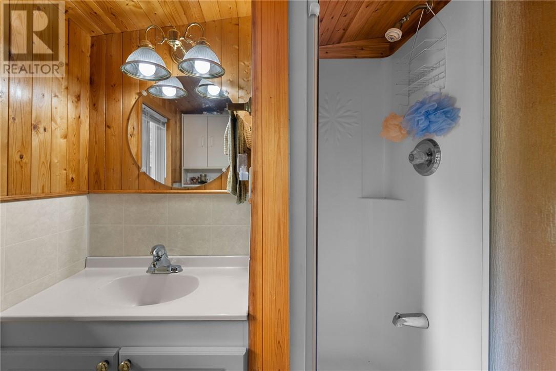 82 Baker Drive, Nairn Centre, Ontario  P0M 2L0 - Photo 40 - 2125471