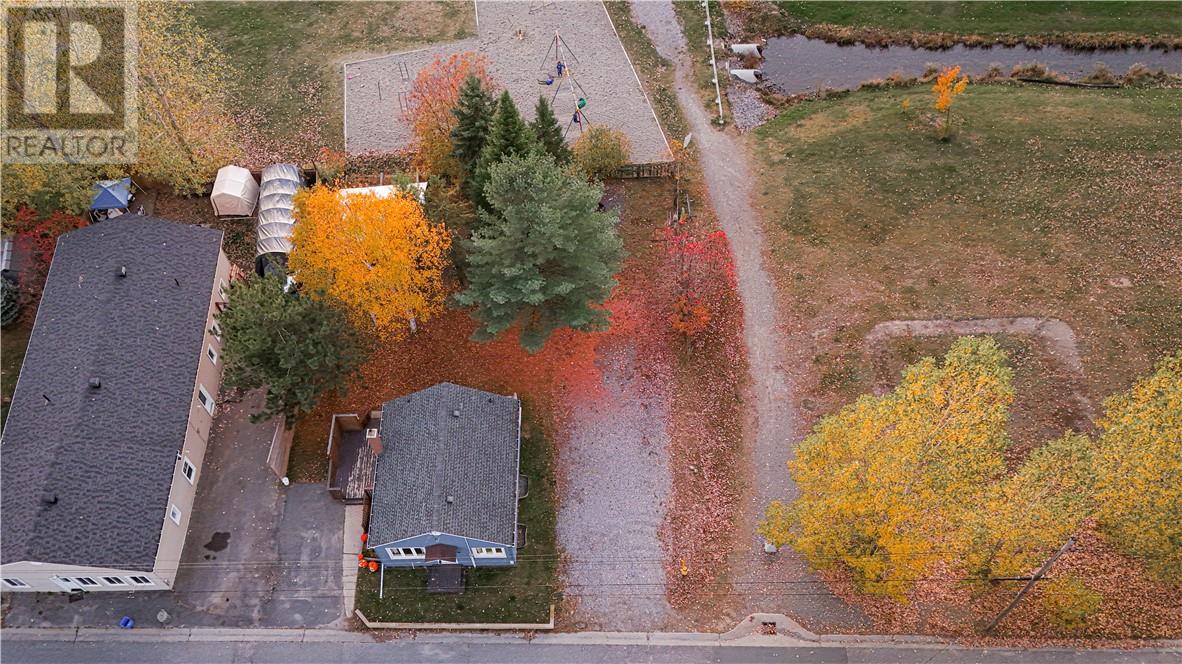 22 Beech Street, Garson, Ontario P3L 1B2 - Photo 31 - 2125462