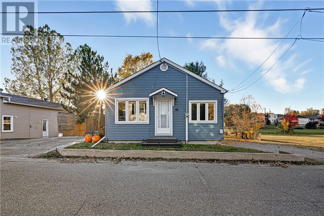 22 Beech Street, Garson, Ontario P3L 1B2 - Photo 33 - 2125462