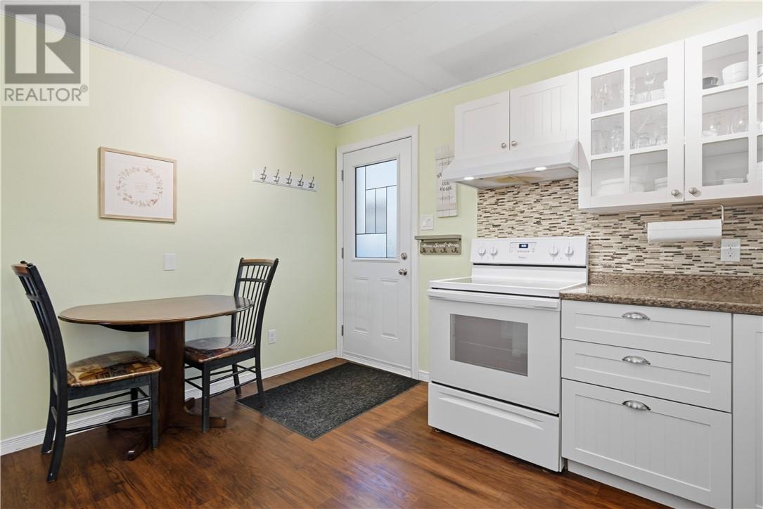 22 Beech Street, Garson, Ontario P3L 1B2 - Photo 5 - 2125462