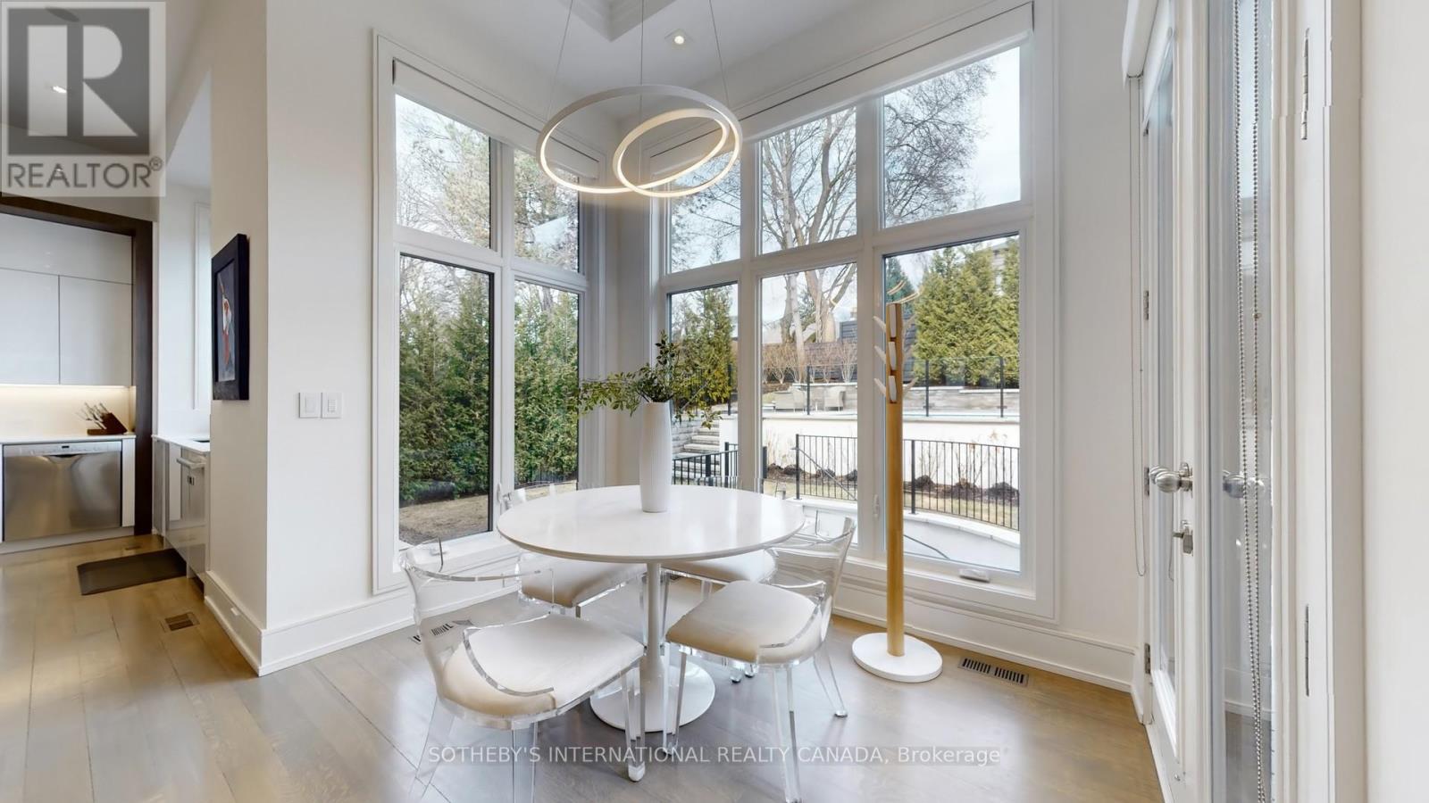 77 Bannatyne Drive, Toronto, Ontario  M2L 2P2 - Photo 21 - C12392684