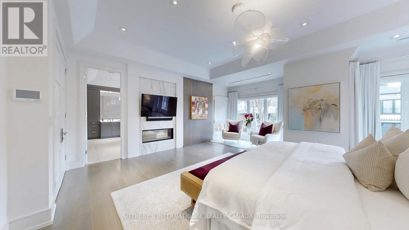 77 Bannatyne Drive, Toronto, Ontario  M2L 2P2 - Photo 29 - C12392684