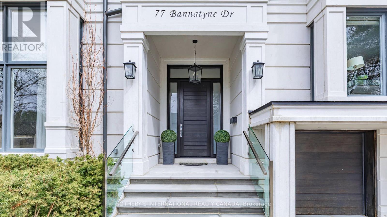 77 Bannatyne Drive, Toronto, Ontario  M2L 2P2 - Photo 4 - C12392684