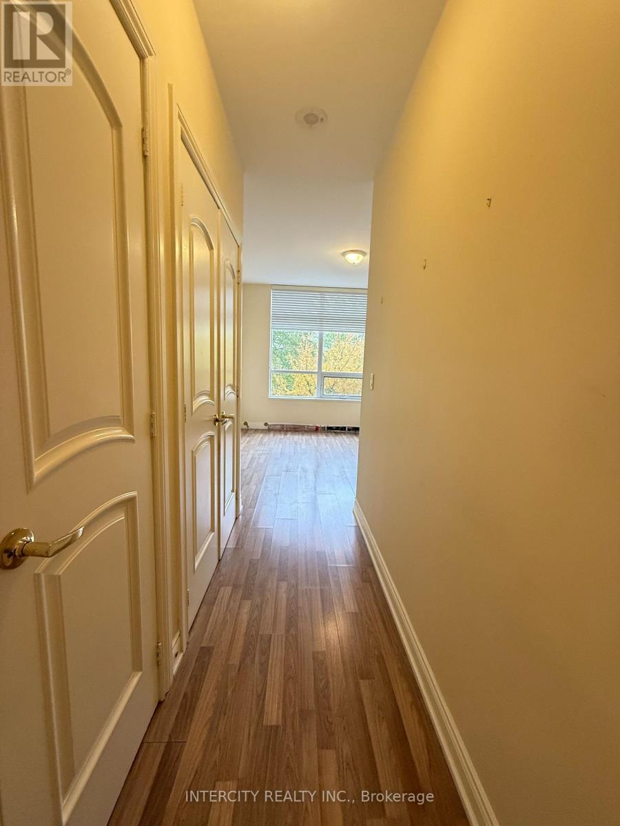 212 - 9225 Jane Street, Vaughan, Ontario  L6A 0J7 - Photo 9 - N12488240