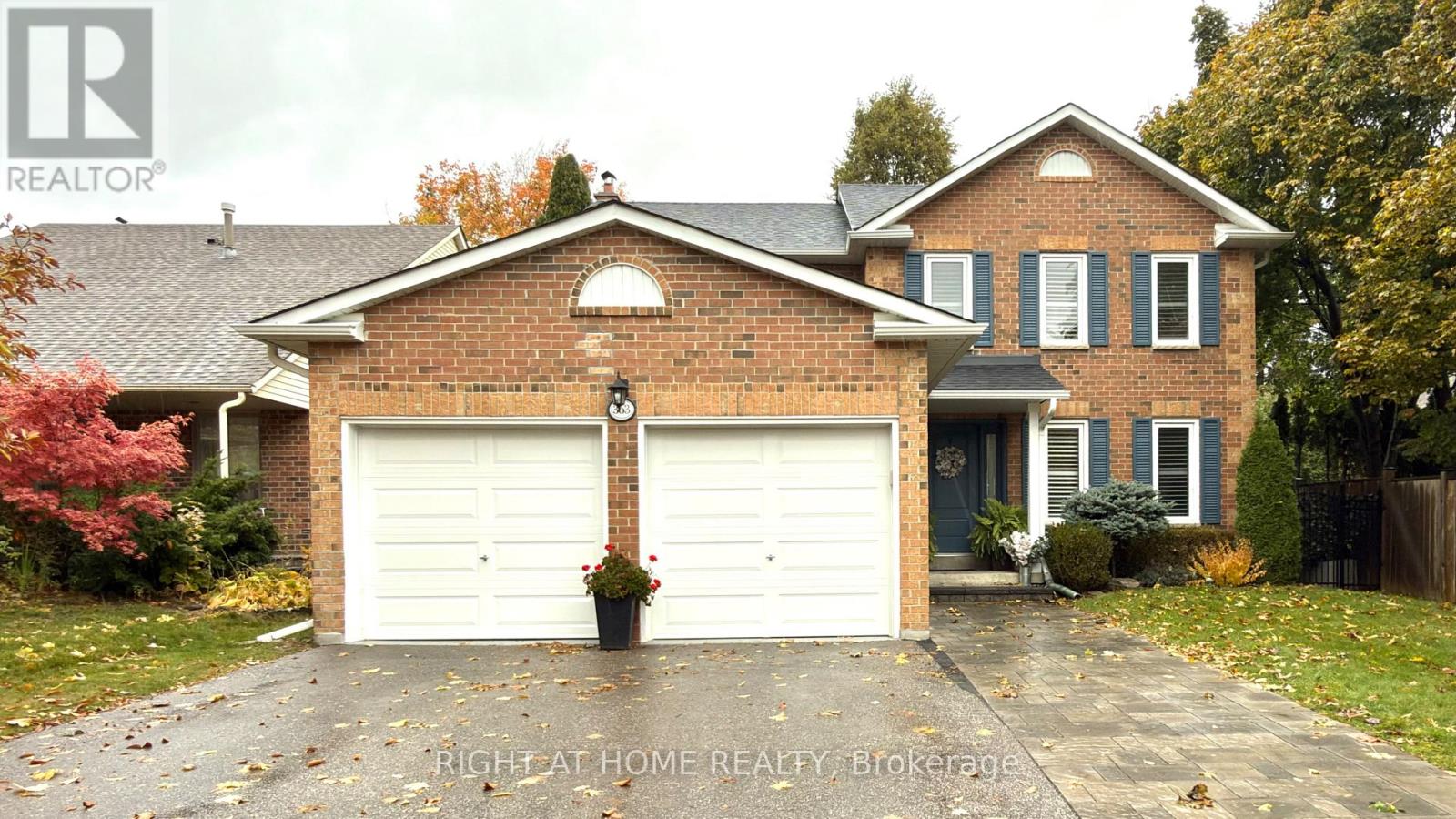 363 CROSSLAND GATE, Newmarket, Ontario
