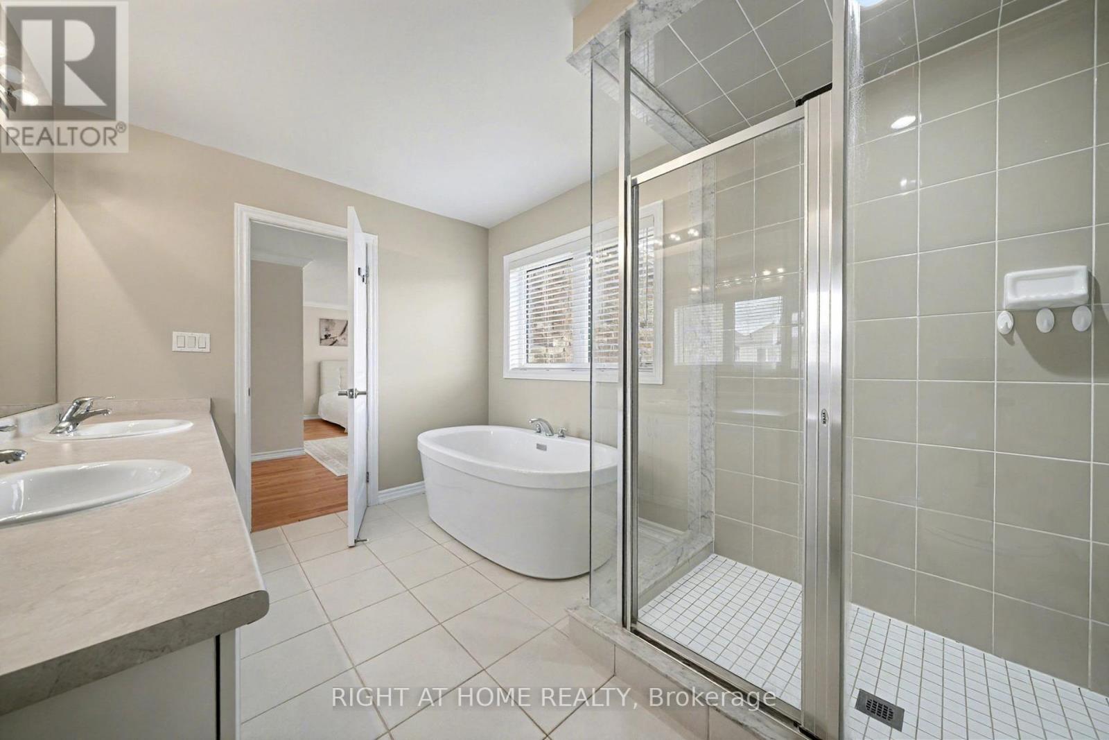 1016 Wickham Road, Innisfil, Ontario  L9S 0N5 - Photo 24 - N12501374