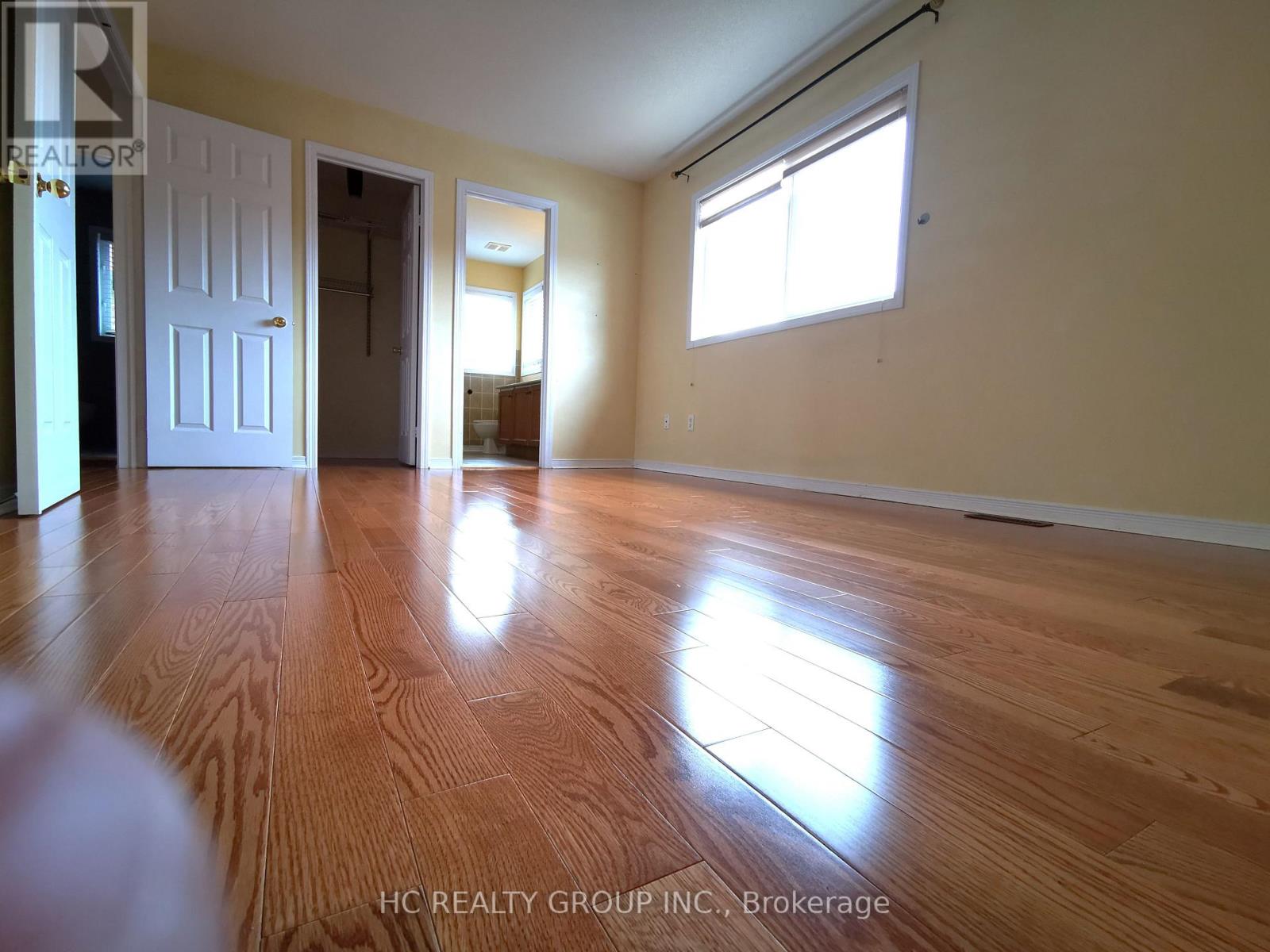 16 Vecchia Street, Markham, Ontario  L6E 1P4 - Photo 9 - N12501044