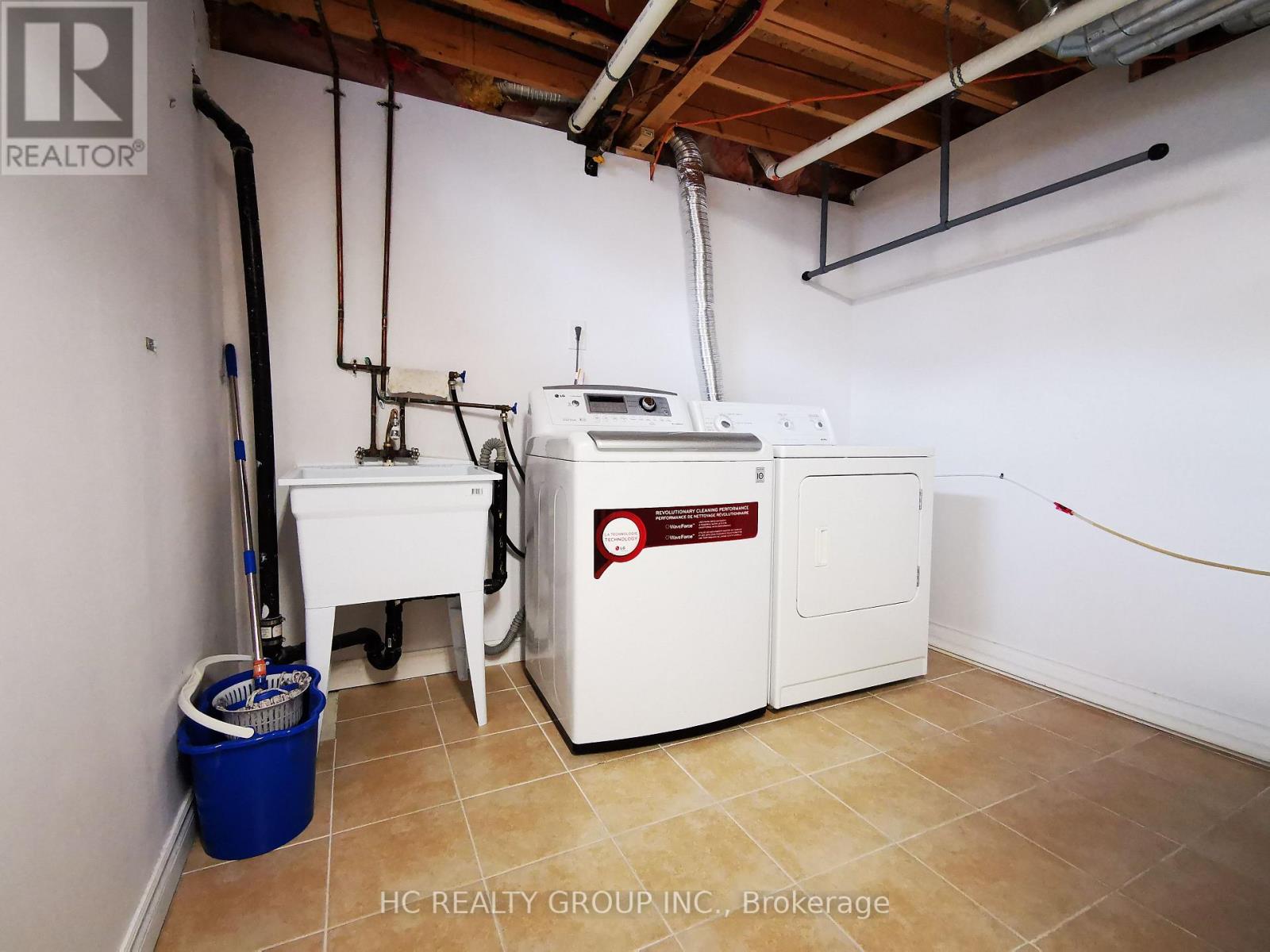 16 Vecchia Street, Markham, Ontario  L6E 1P4 - Photo 23 - N12501044