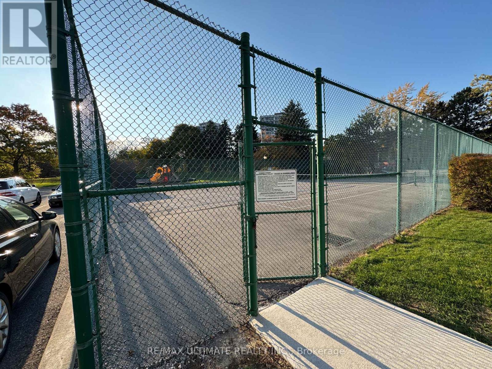 1004 - 966 Inverhouse Drive, Mississauga, Ontario  L5J 4B6 - Photo 33 - W12501588