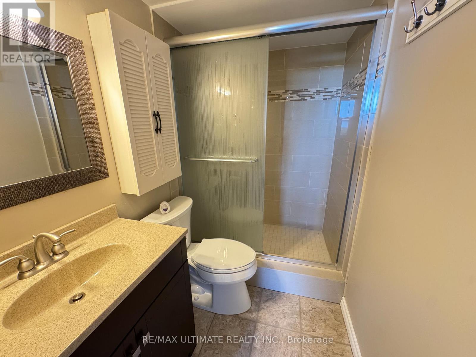 1004 - 966 Inverhouse Drive, Mississauga, Ontario  L5J 4B6 - Photo 9 - W12501588