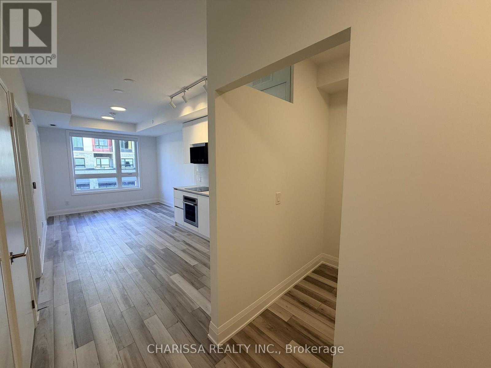 220 - 3250 Carding Mill Trail, Oakville, Ontario  L6M 1L3 - Photo 12 - W12501594