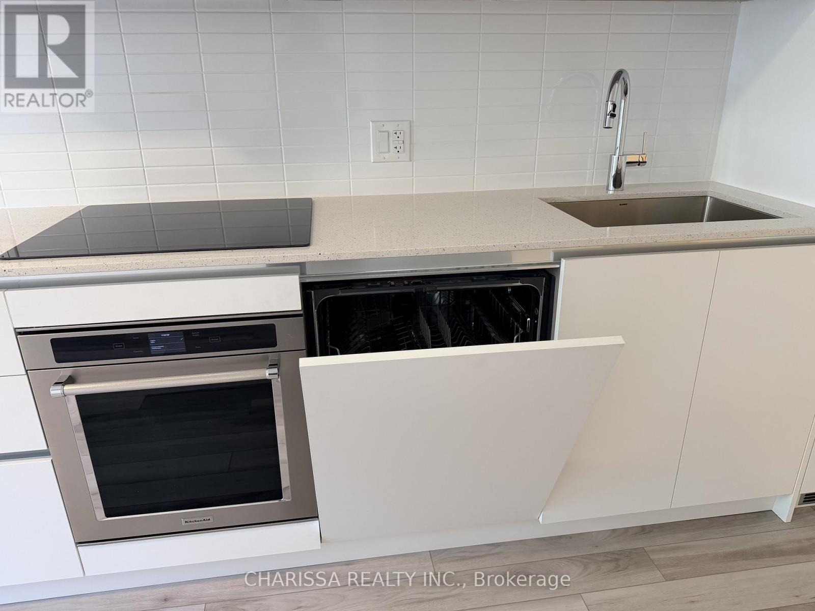 220 - 3250 Carding Mill Trail, Oakville, Ontario  L6M 1L3 - Photo 16 - W12501594