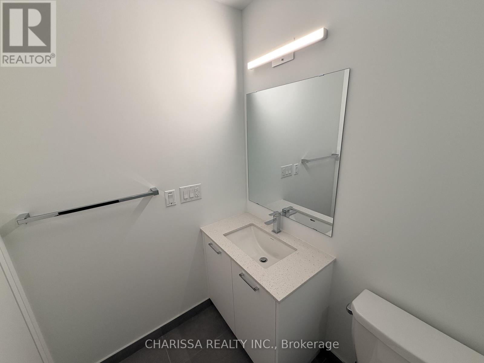 220 - 3250 Carding Mill Trail, Oakville, Ontario  L6M 1L3 - Photo 18 - W12501594