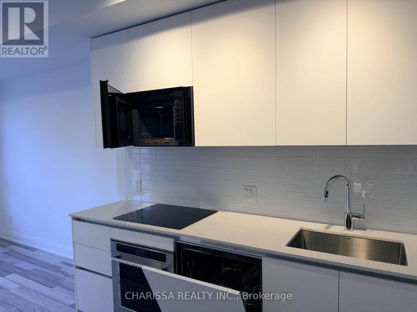 220 - 3250 Carding Mill Trail, Oakville, Ontario  L6M 1L3 - Photo 19 - W12501594