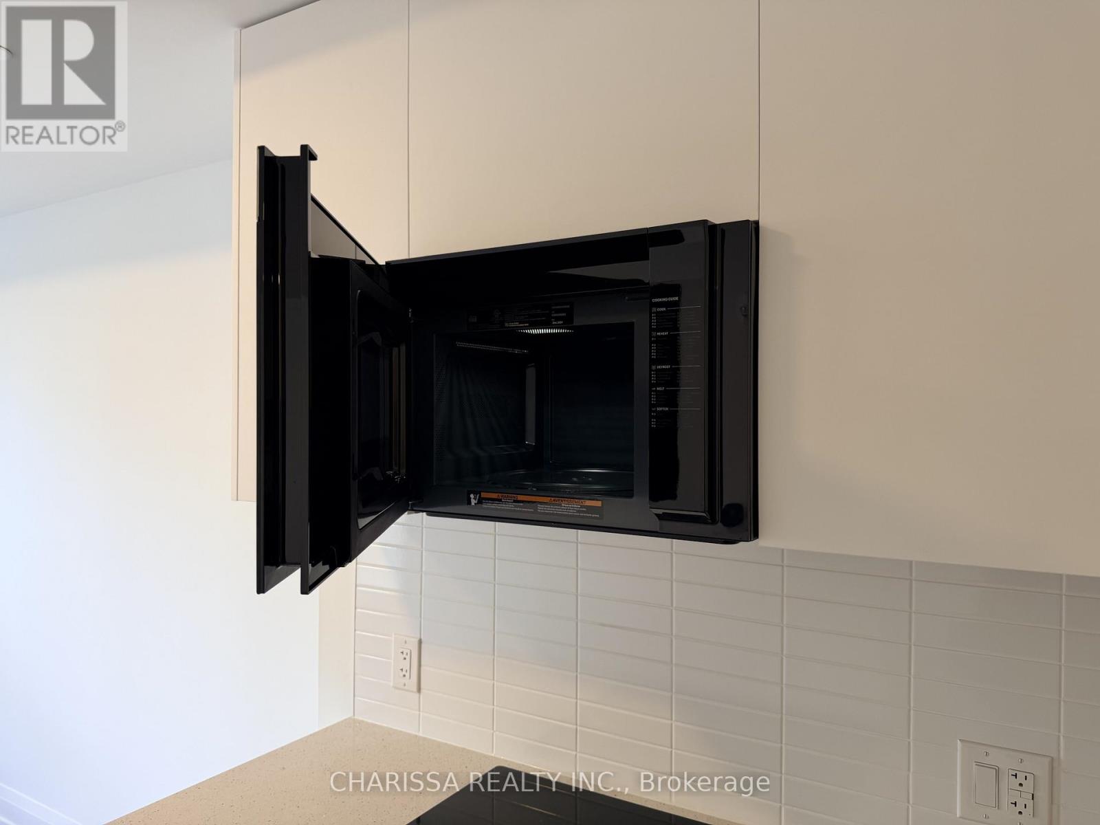 220 - 3250 Carding Mill Trail, Oakville, Ontario  L6M 1L3 - Photo 25 - W12501594