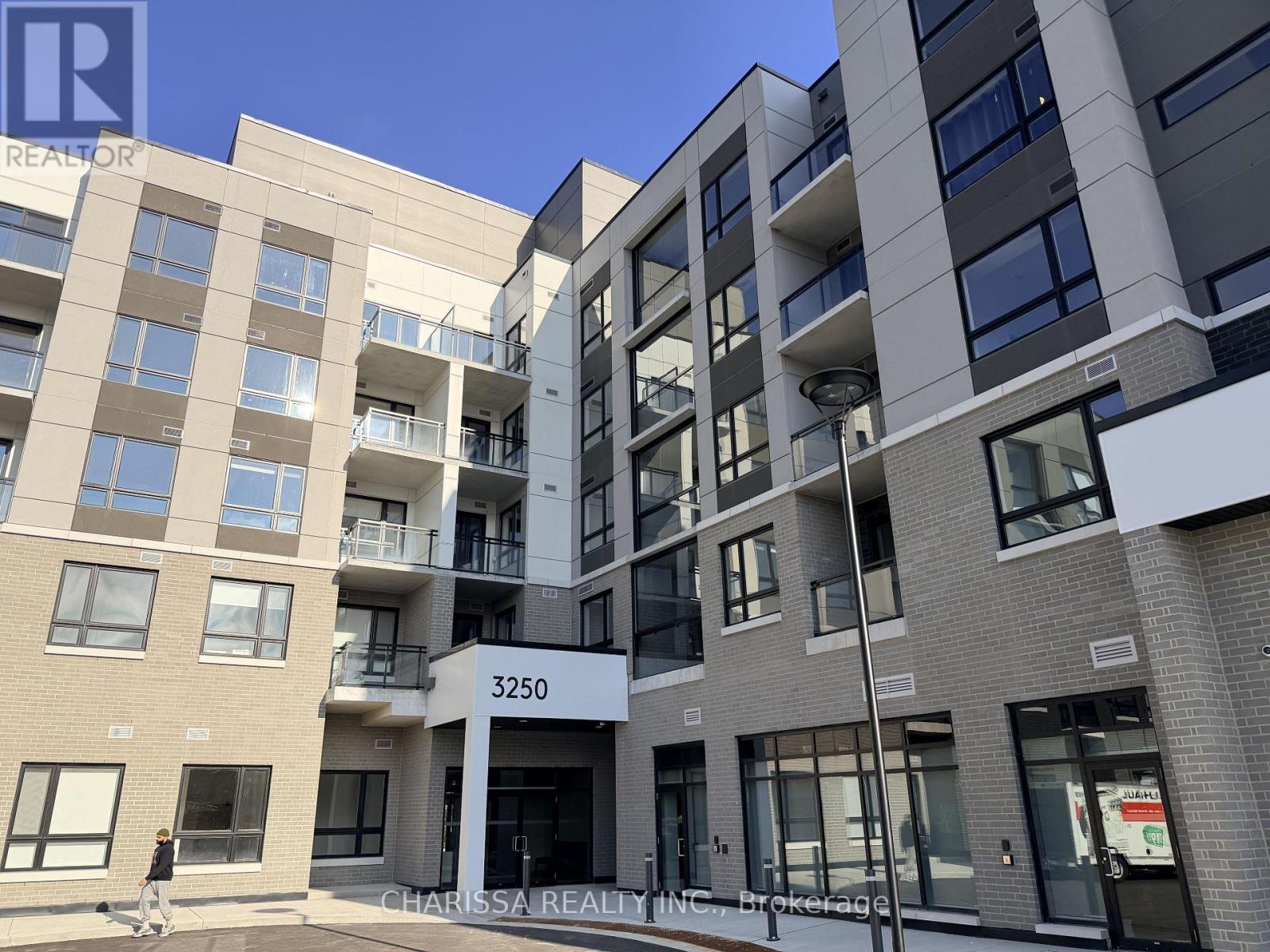 220 - 3250 Carding Mill Trail, Oakville, Ontario  L6M 1L3 - Photo 39 - W12501594