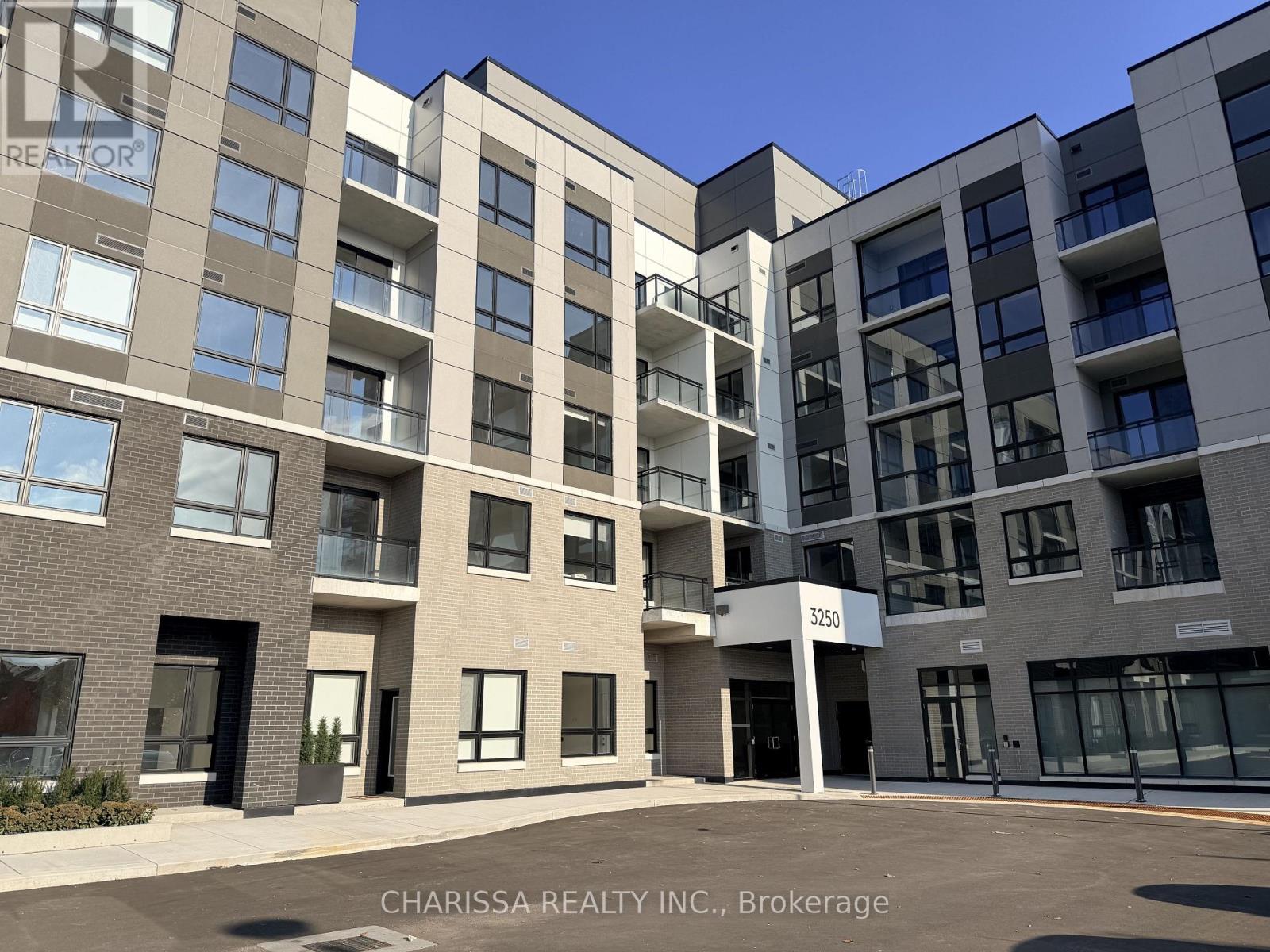 220 - 3250 Carding Mill Trail, Oakville, Ontario  L6M 1L3 - Photo 46 - W12501594