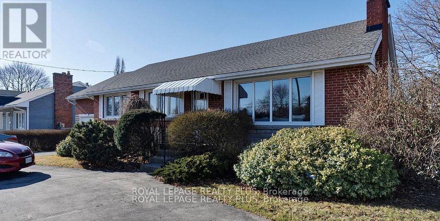 676 WALKER'S LINE, Burlington, Ontario