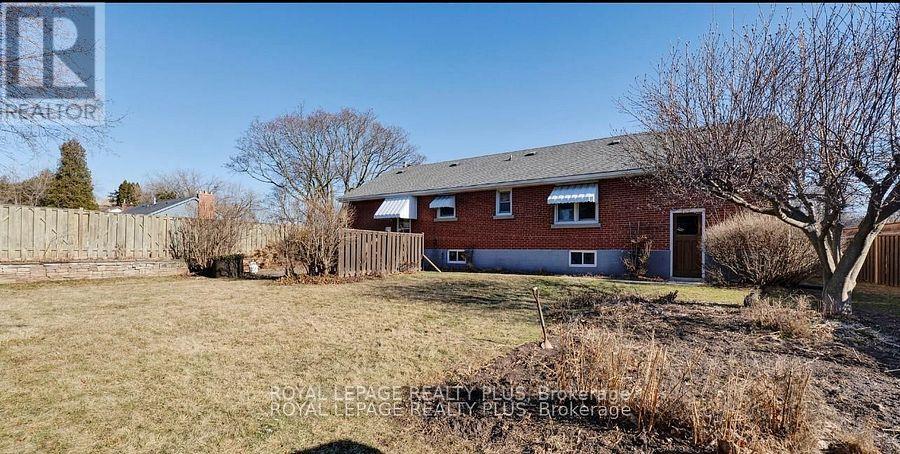 676 Walker's Line, Burlington, Ontario  L7N 2E7 - Photo 20 - W12501600