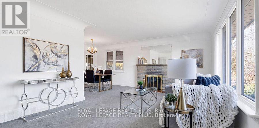 676 Walker's Line, Burlington, Ontario  L7N 2E7 - Photo 7 - W12501600