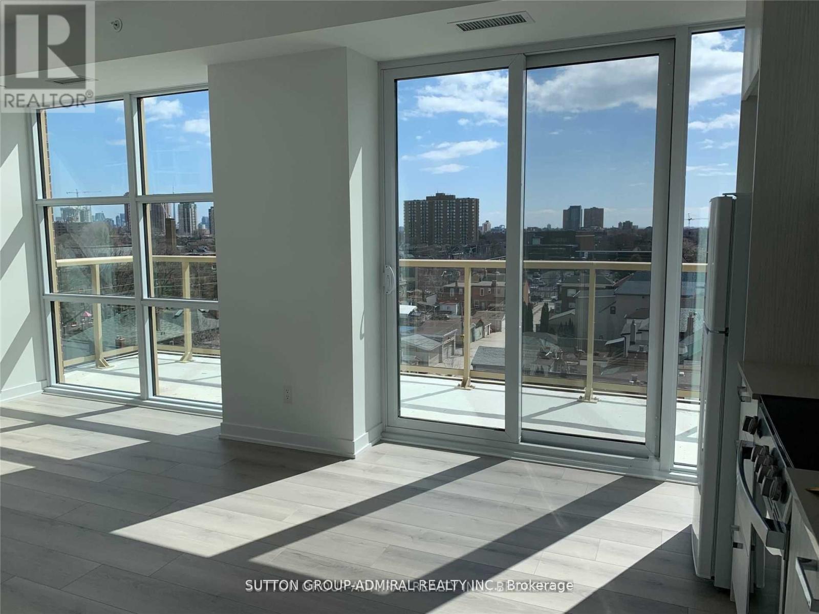 706 - 1787 St. Clair Avenue W, Toronto (Weston-Pellam Park), Ontario  M6N 1J6 - Photo 5 - W12501634