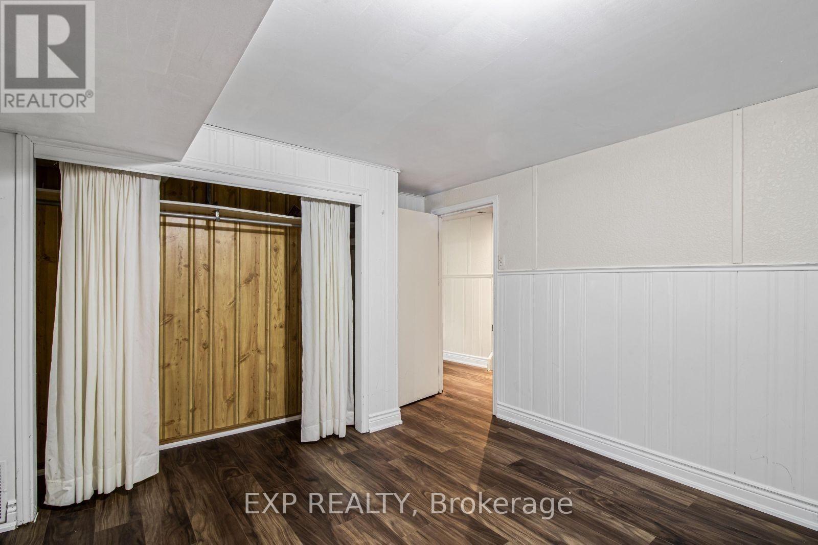 6 Erlesmere Avenue, Brampton (Brampton East), Ontario  L6W 2T5 - Photo 22 - W12501636