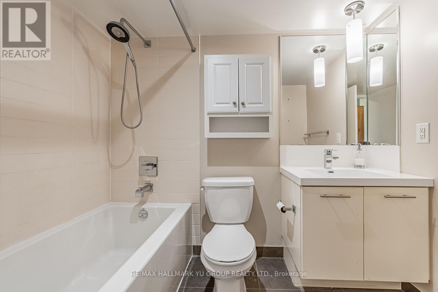 1008 - 1 Valhalla Inn Road, Toronto, Ontario  M9B 1S9 - Photo 17 - W12501652