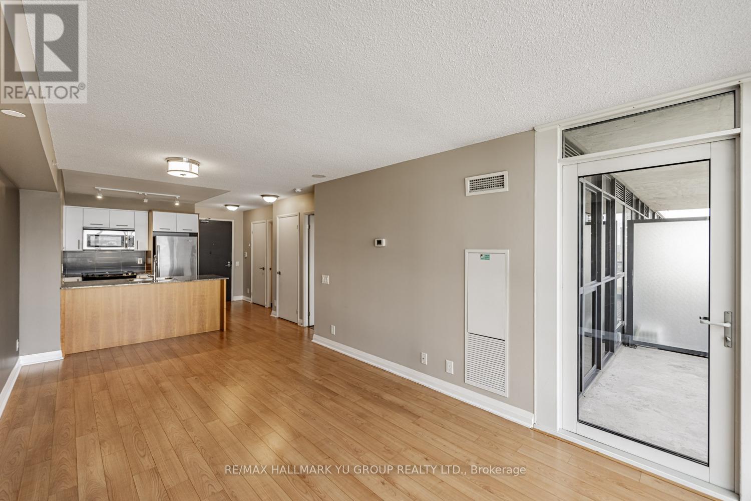 1008 - 1 Valhalla Inn Road, Toronto, Ontario  M9B 1S9 - Photo 8 - W12501652