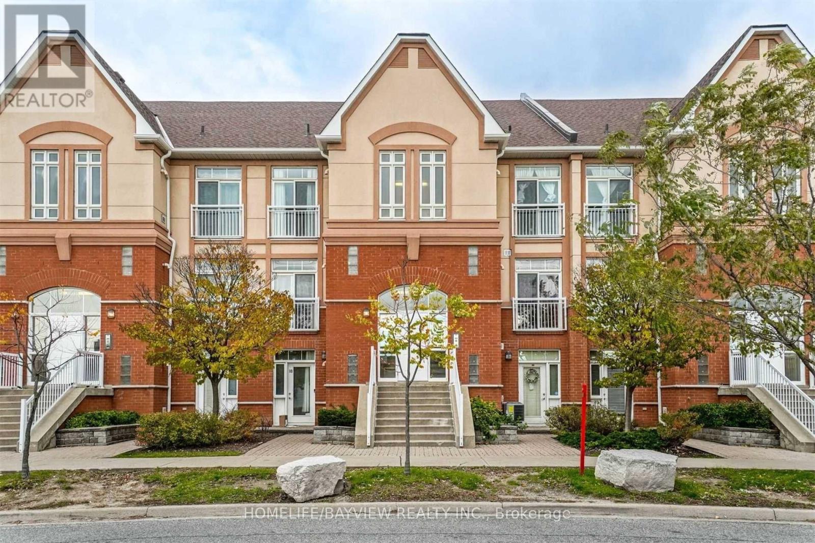 21 - 9 PINE STREET, Toronto, Ontario