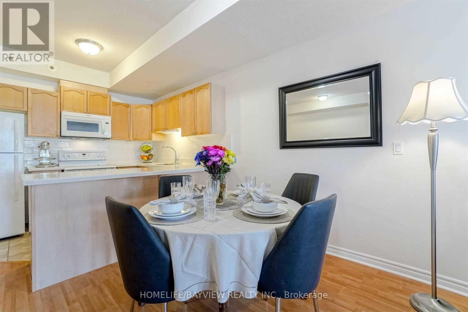 21 - 9 Pine Street, Toronto, Ontario  M9N 0A6 - Photo 9 - W12501658