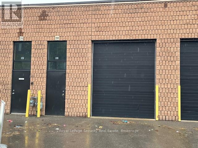 28 - 2700 Dufferin Street, Toronto, Ontario  M6B 4J3 - Photo 2 - W12501666