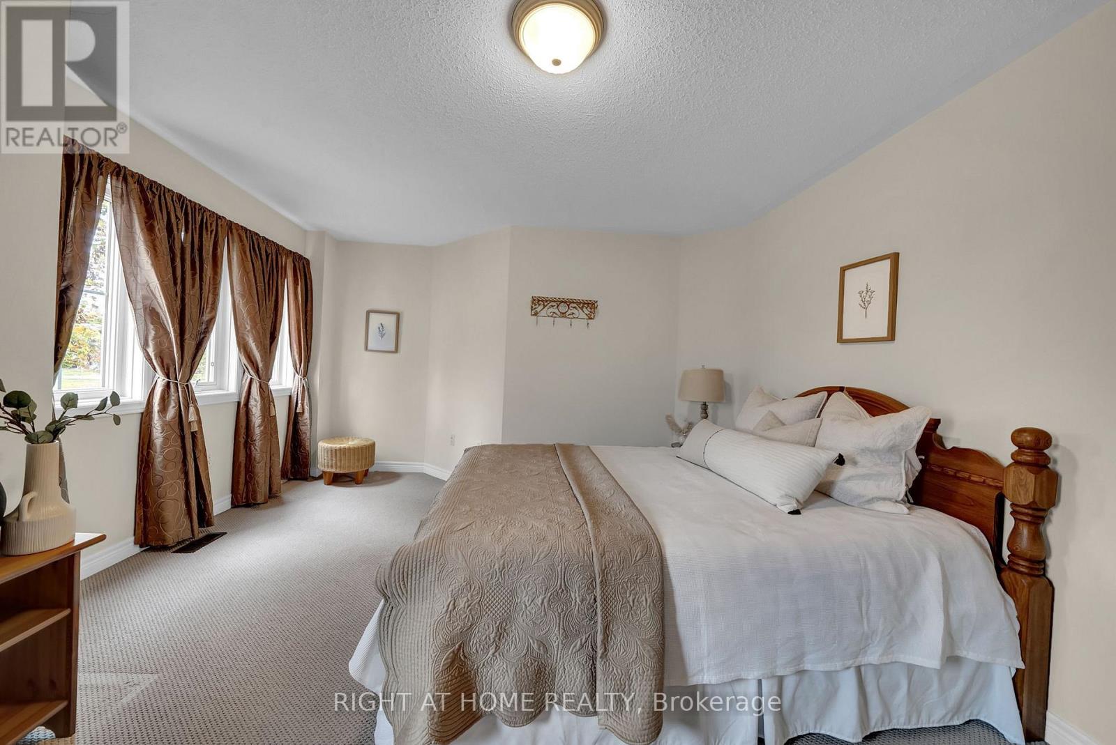 187 Woodbine Avenue, Oshawa, Ontario  L1L 0A5 - Photo 13 - E12501780