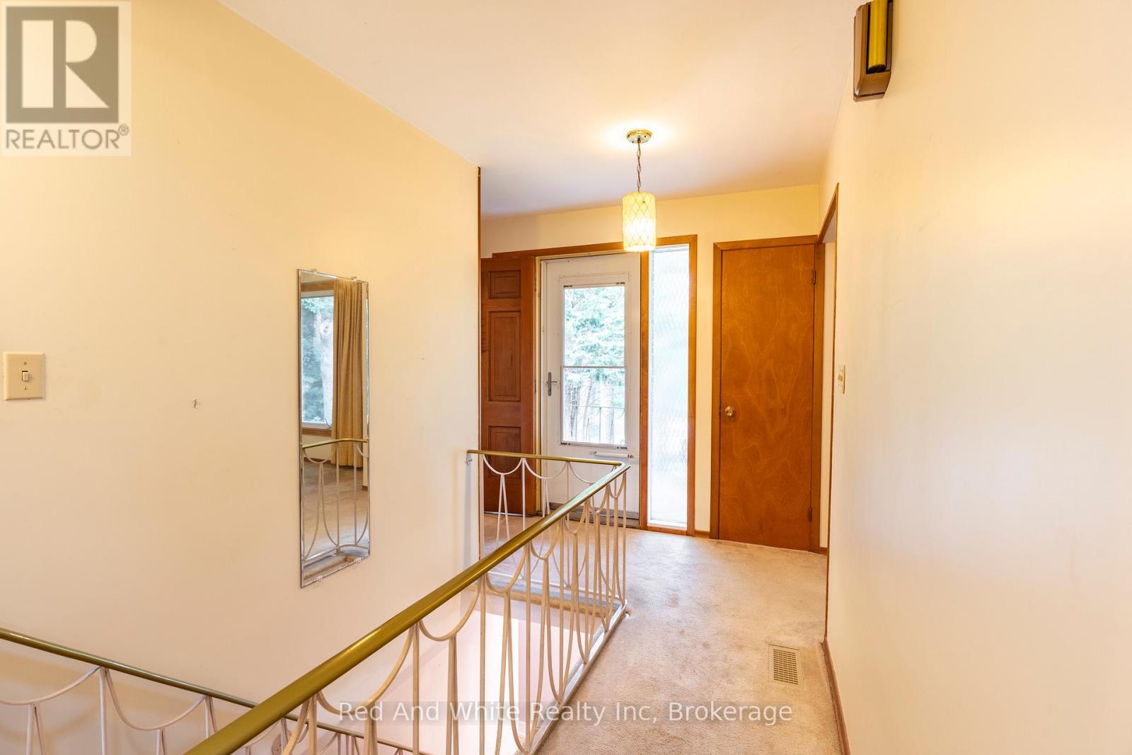 346 Jerseyville Road W, Hamilton, Ontario  L9G 3L6 - Photo 13 - X12393259