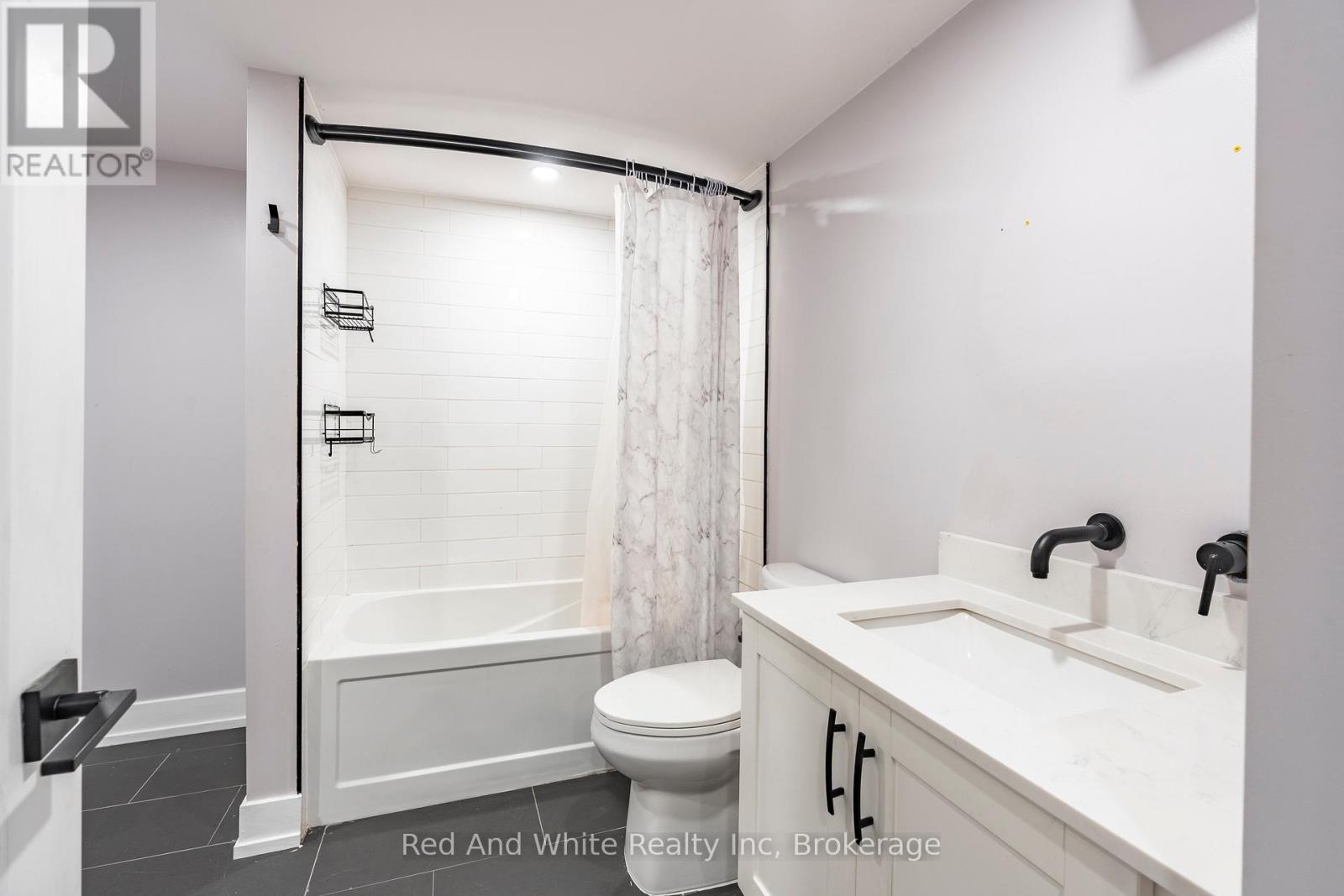 346 Jerseyville Road W, Hamilton, Ontario  L9G 3L6 - Photo 24 - X12393259