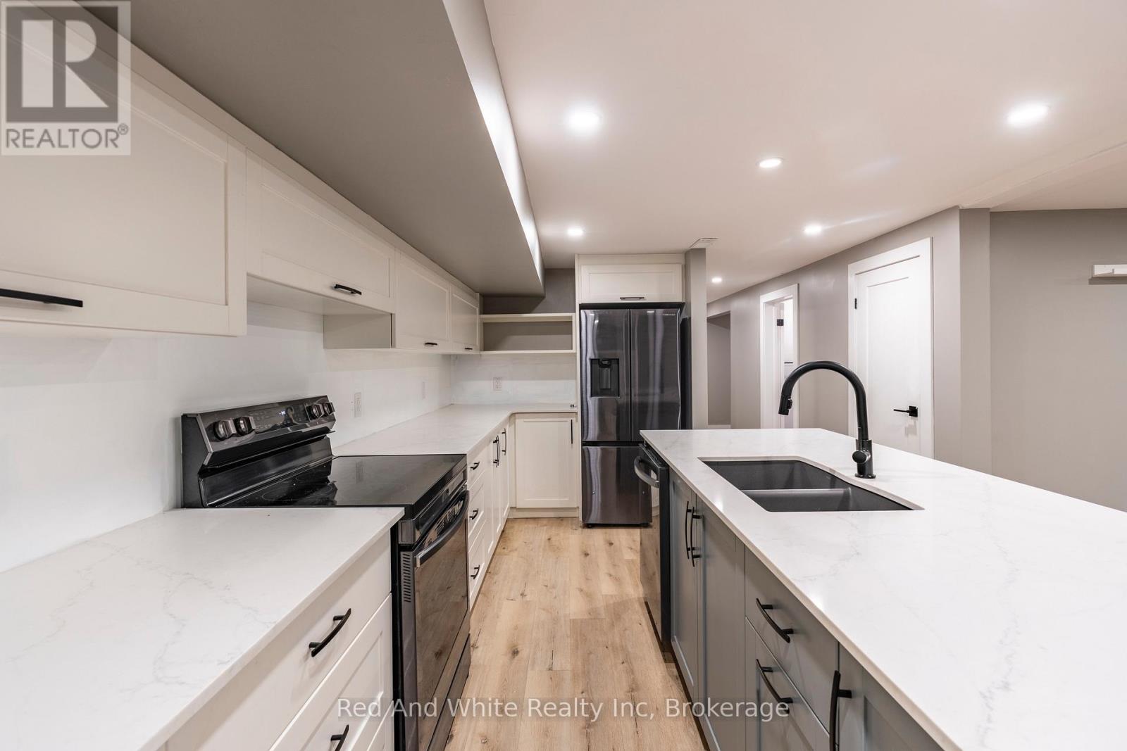 346 Jerseyville Road W, Hamilton, Ontario  L9G 3L6 - Photo 31 - X12393259