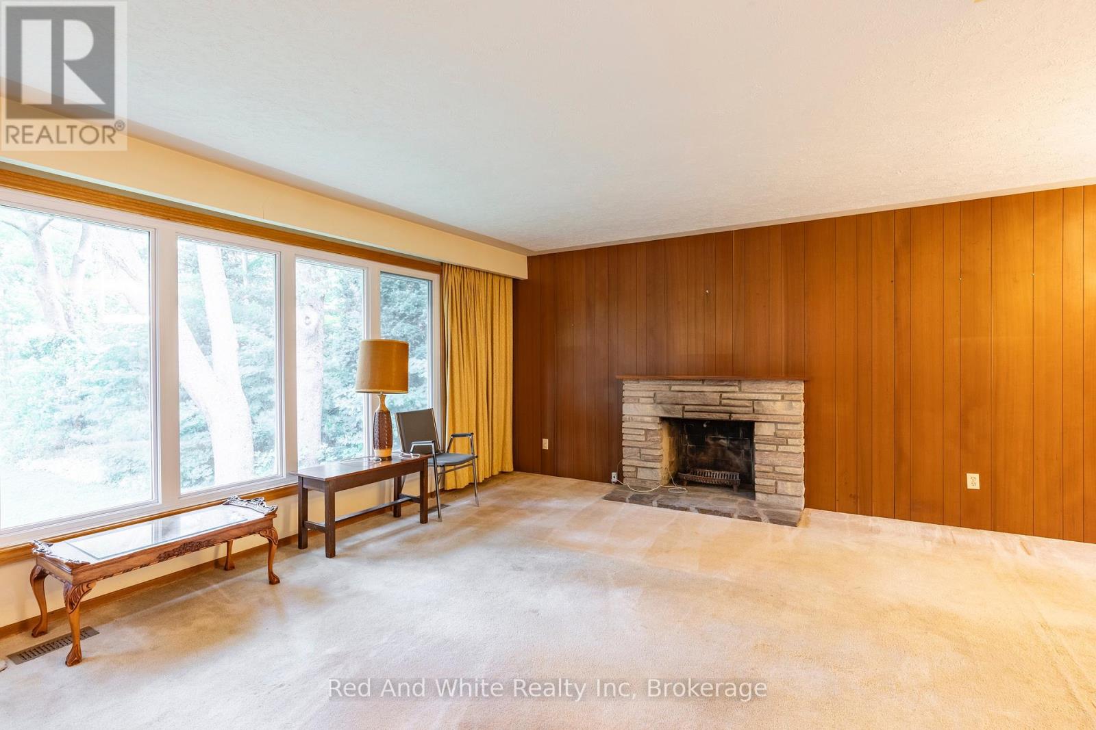 346 Jerseyville Road W, Hamilton, Ontario  L9G 3L6 - Photo 6 - X12393259