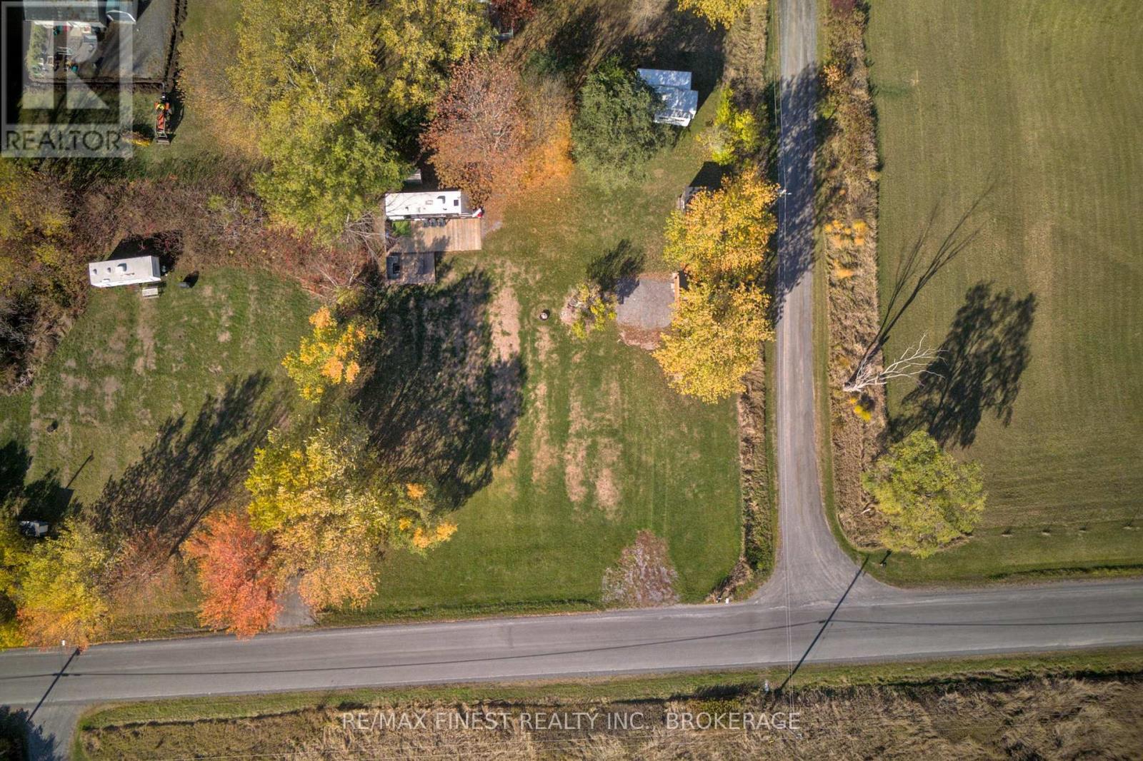 9060AA FRONT ROAD, loyalist (lennox and addington - south), Ontario