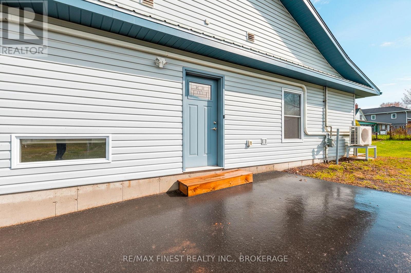 253 Main Street, Deseronto (Deseronto (Town)), Ontario  K0K 1X0 - Photo 25 - X12501782