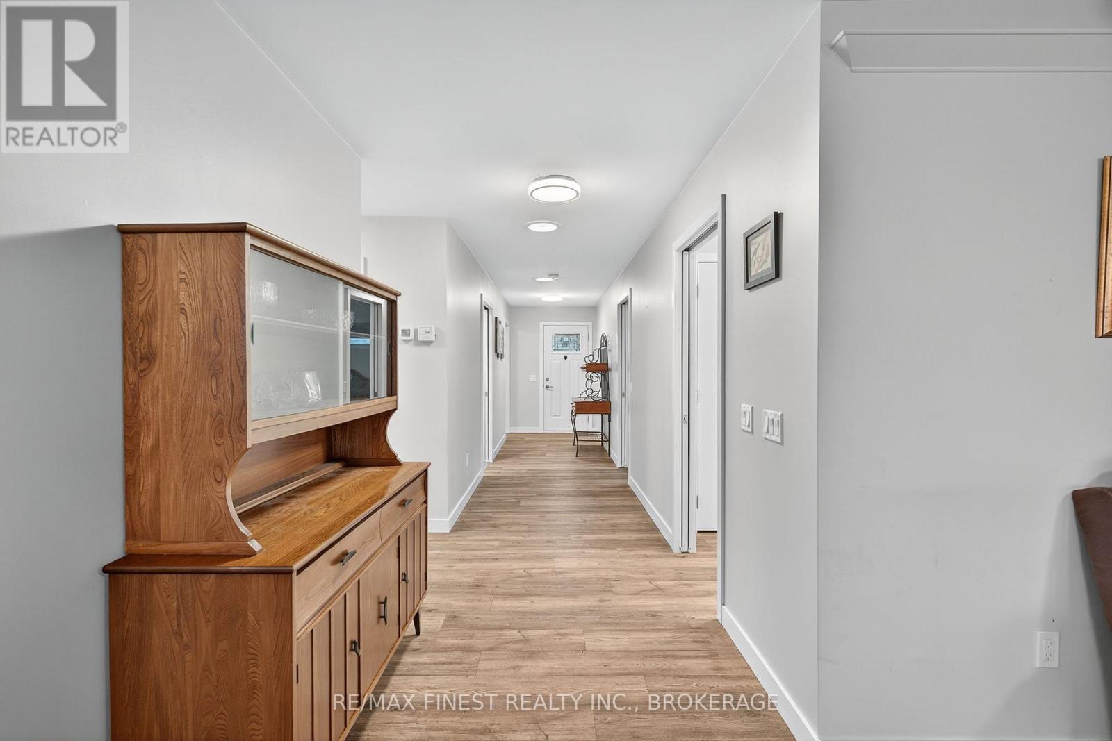 253 Main Street, Deseronto (Deseronto (Town)), Ontario  K0K 1X0 - Photo 9 - X12501782