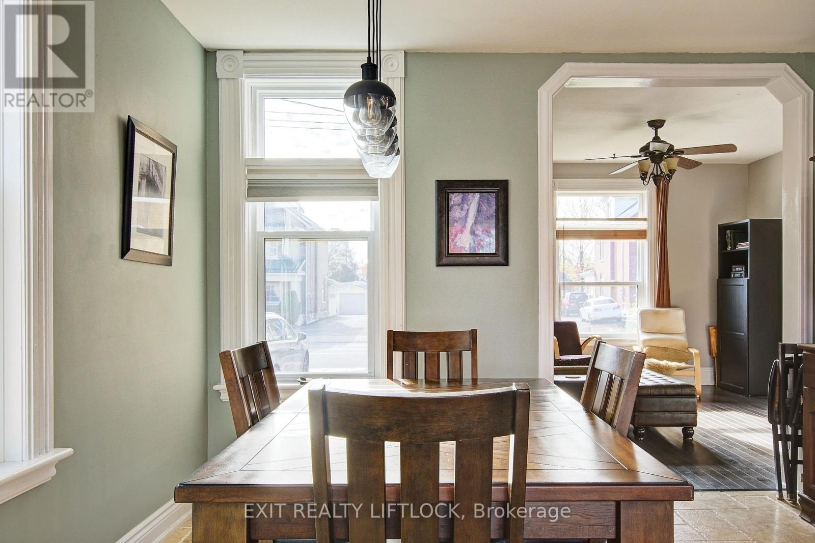 558 Chamberlain Street, Peterborough (Otonabee Ward 1), Ontario  K9J 4L5 - Photo 16 - X12501772