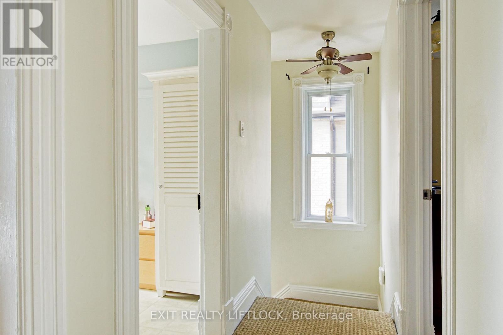 558 Chamberlain Street, Peterborough (Otonabee Ward 1), Ontario  K9J 4L5 - Photo 31 - X12501772