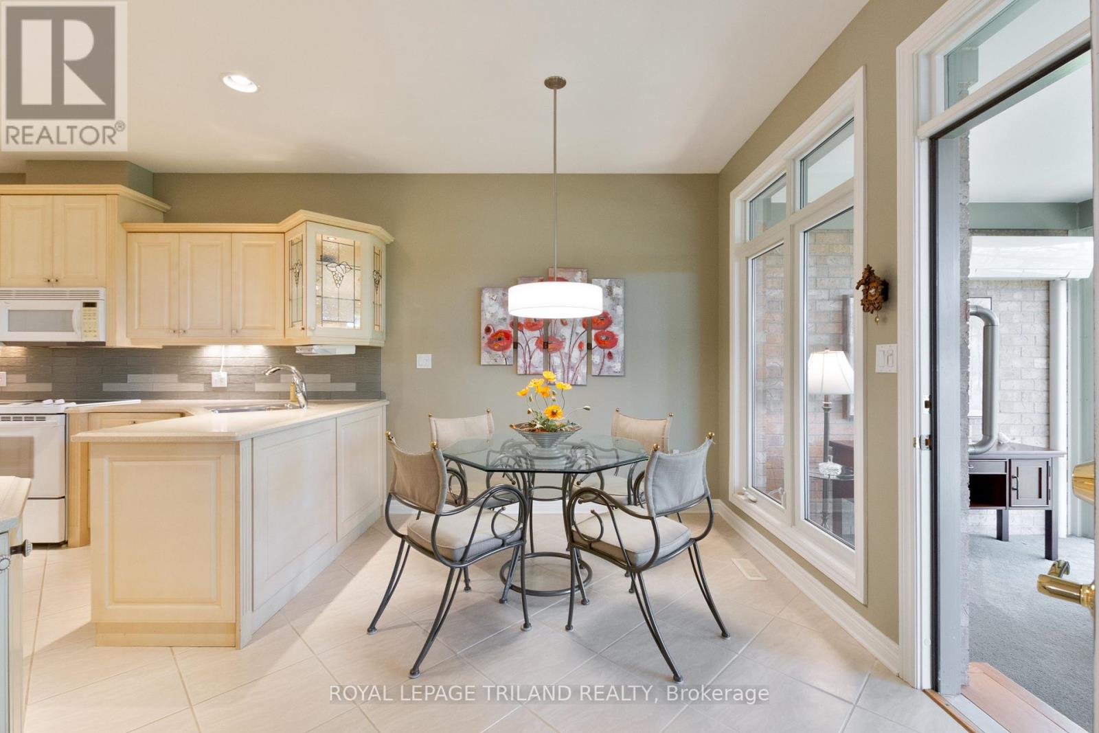 11 - 140 Mcgarrell Drive, London North, Ontario  N6G 5J1 - Photo 17 - X12501674