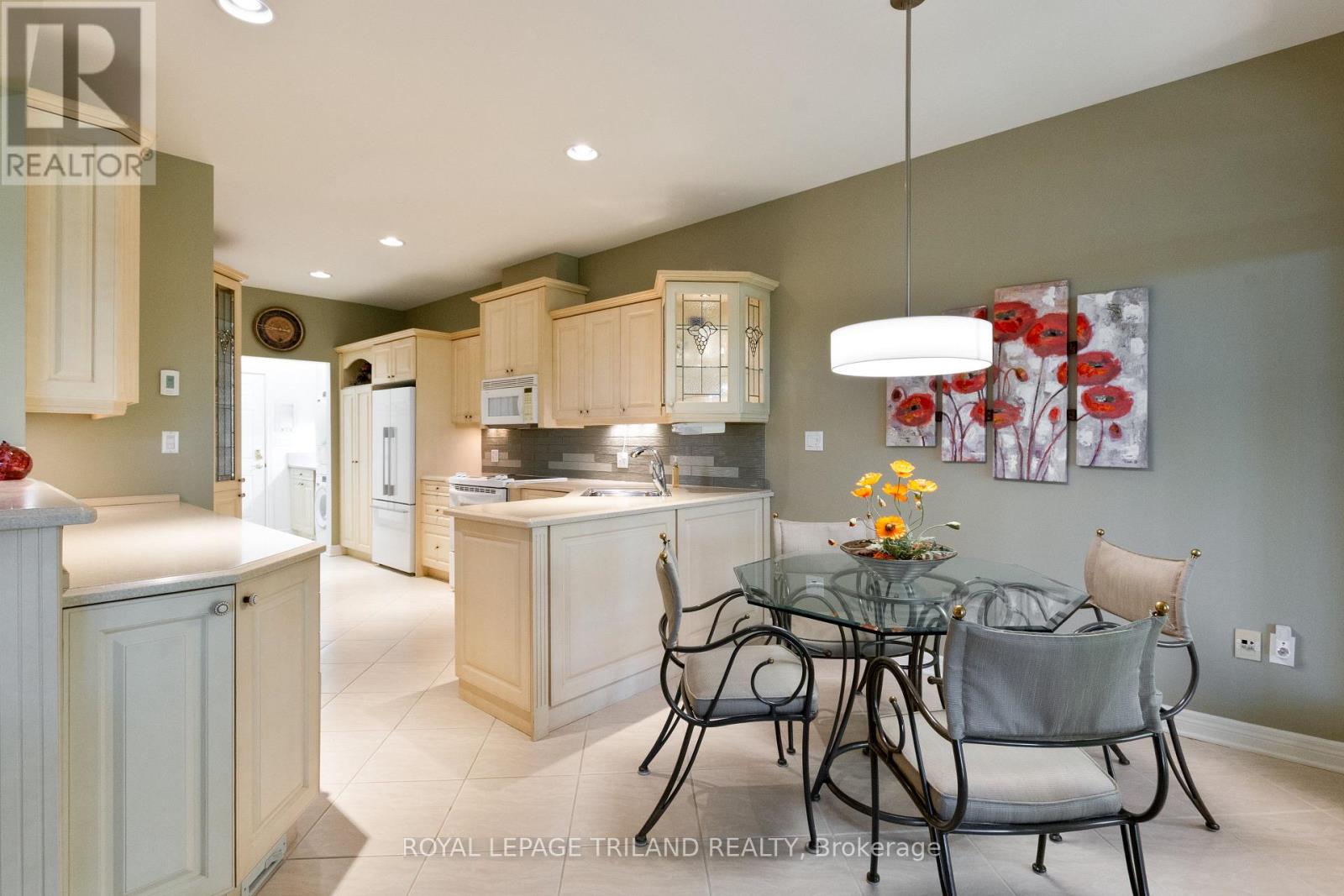 11 - 140 Mcgarrell Drive, London North, Ontario  N6G 5J1 - Photo 18 - X12501674