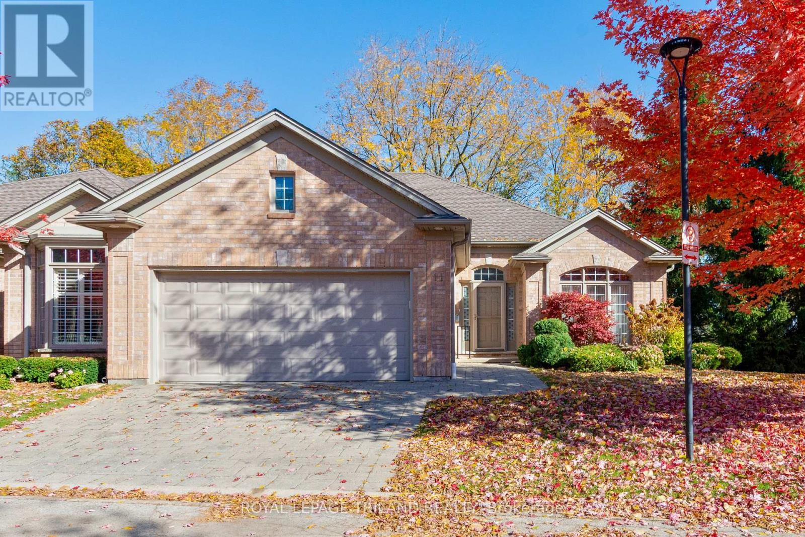 11 - 140 Mcgarrell Drive, London North, Ontario  N6G 5J1 - Photo 2 - X12501674