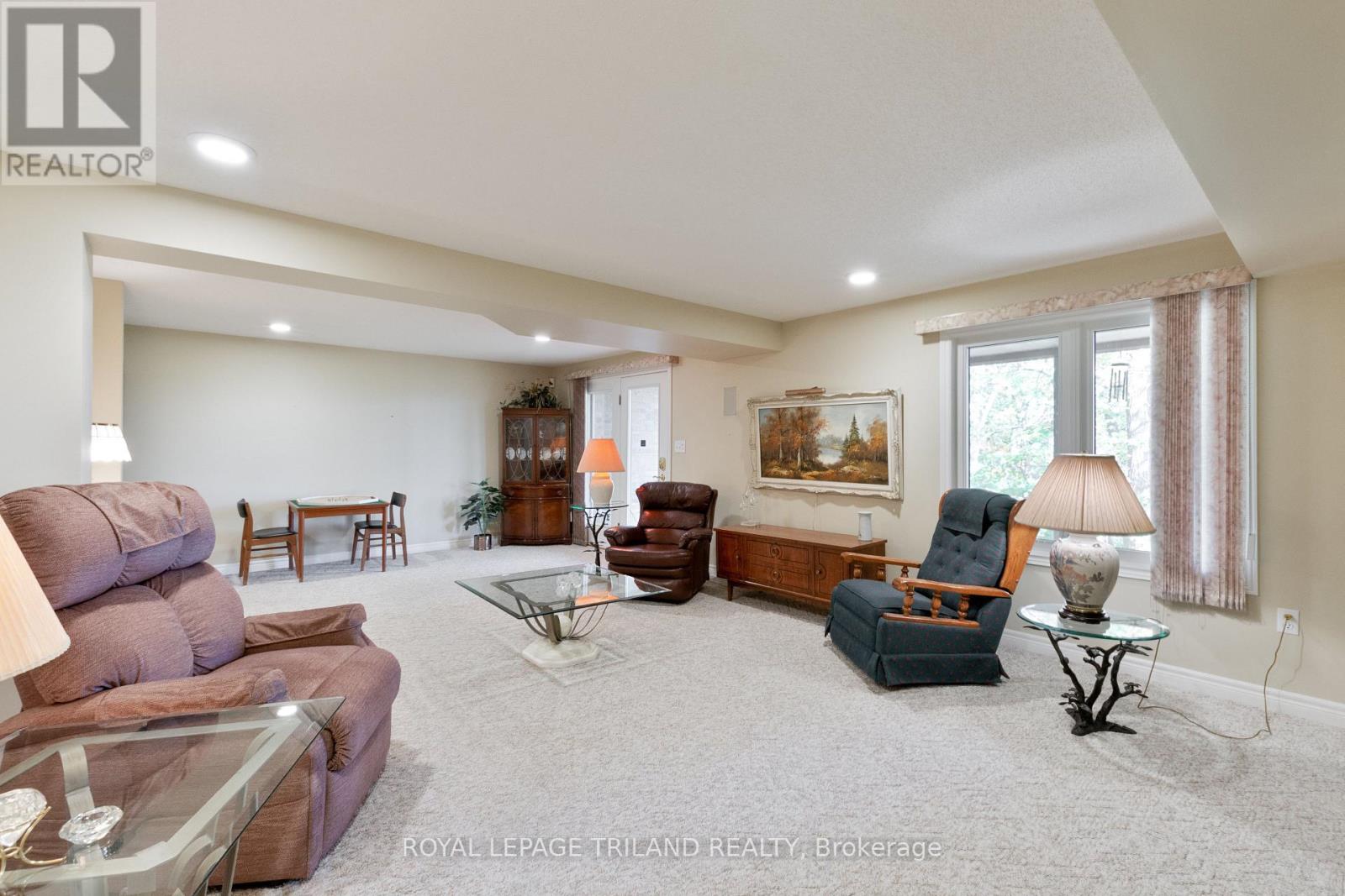 11 - 140 Mcgarrell Drive, London North, Ontario  N6G 5J1 - Photo 42 - X12501674