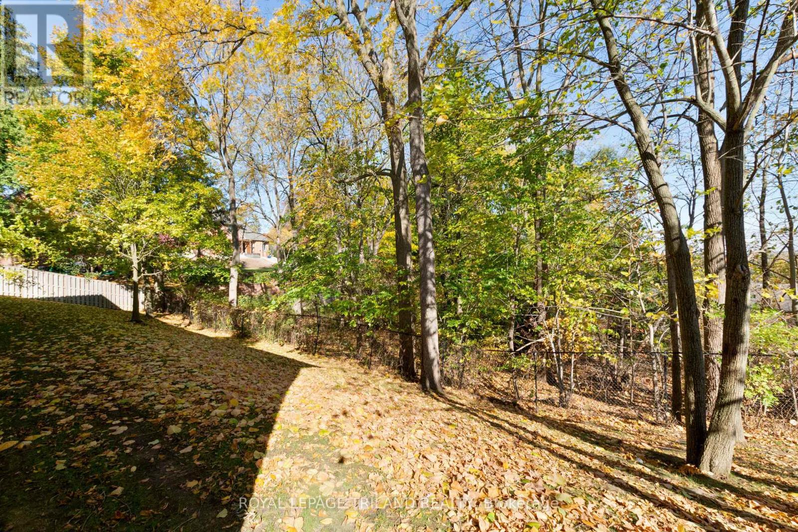 11 - 140 Mcgarrell Drive, London North, Ontario  N6G 5J1 - Photo 48 - X12501674