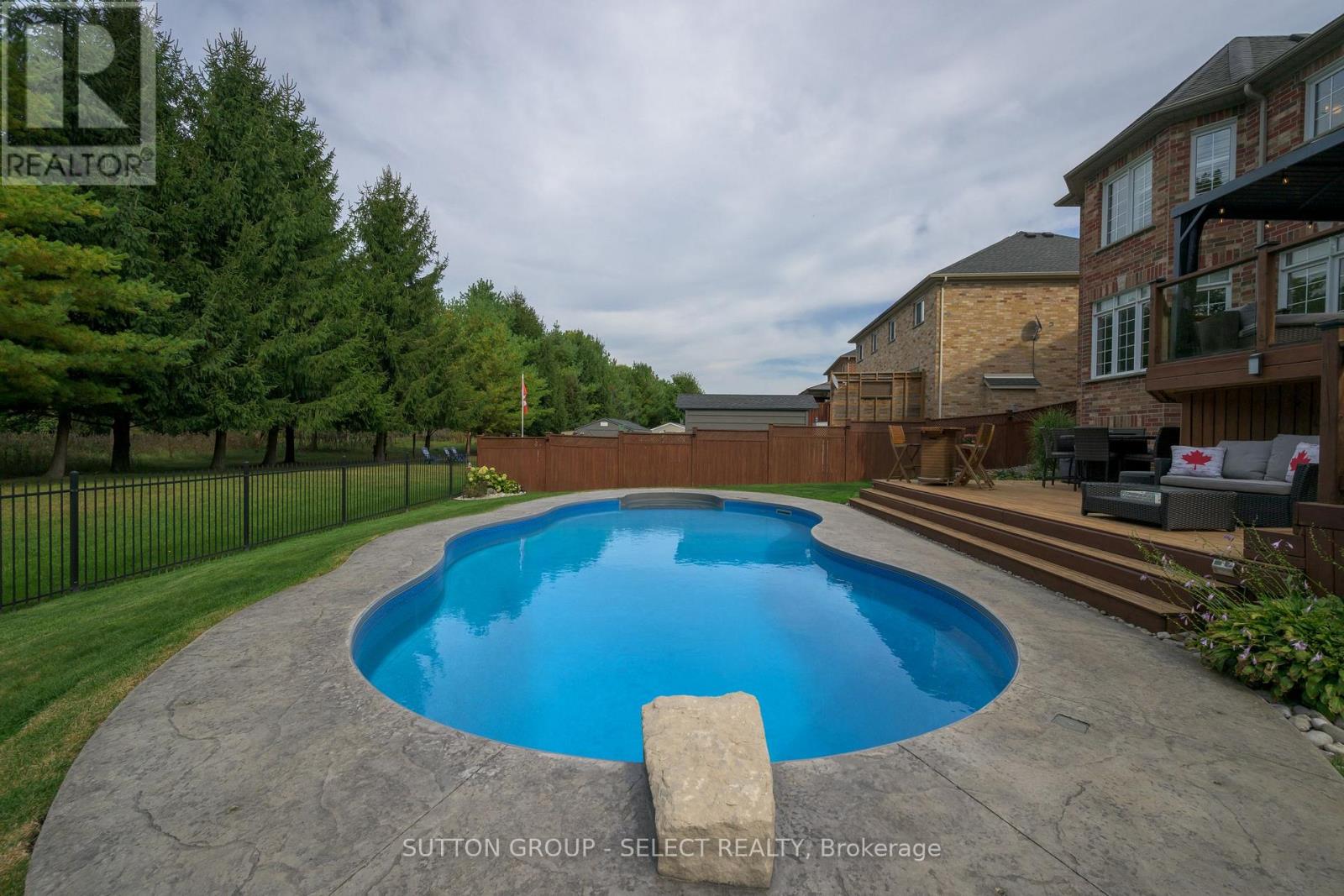 45 Shaw Valley Drive, St. Thomas, Ontario  N5R 6J9 - Photo 6 - X12501750