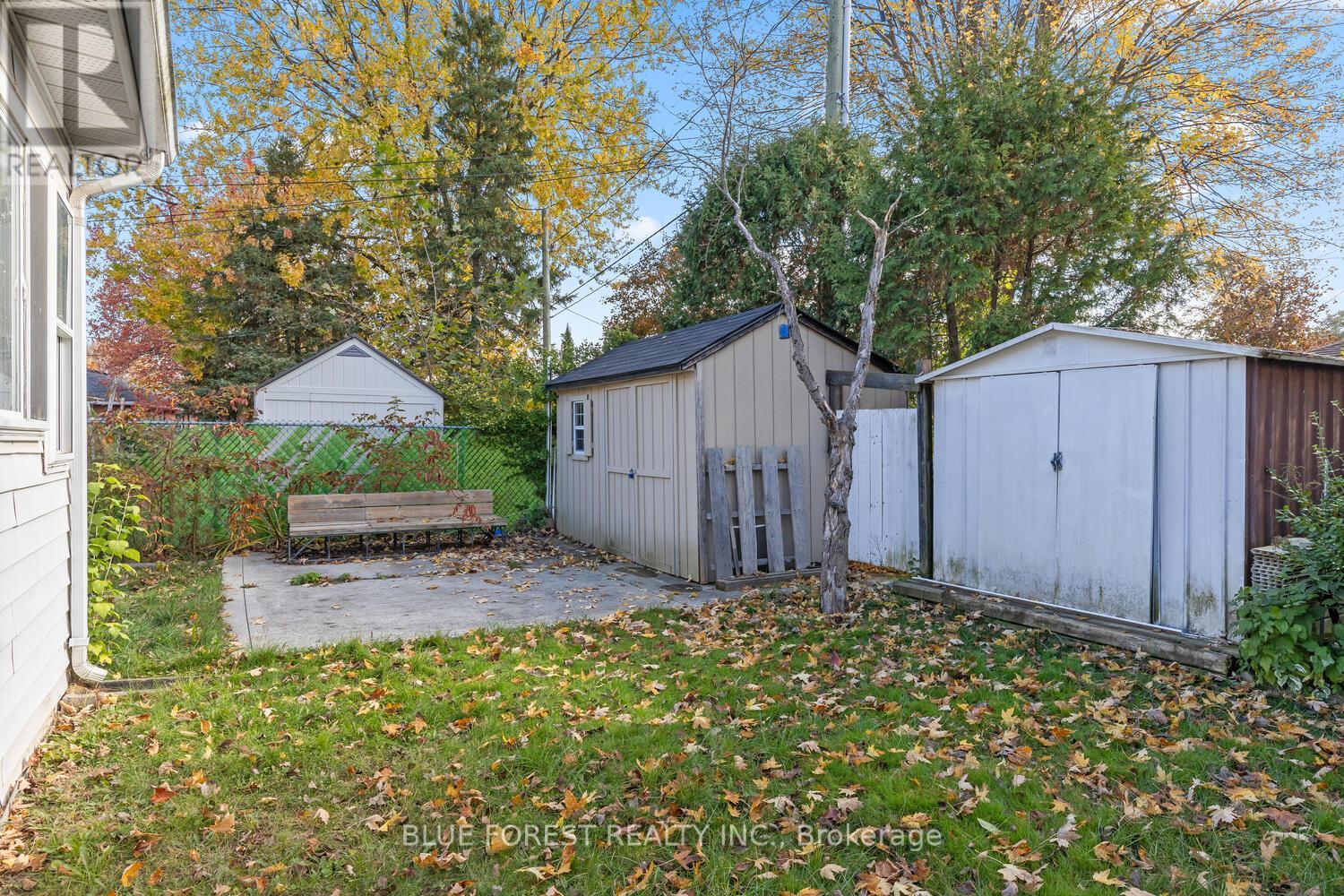 106 Laurentian Drive N, London East (East O), Ontario  N5W 1P2 - Photo 42 - X12501784