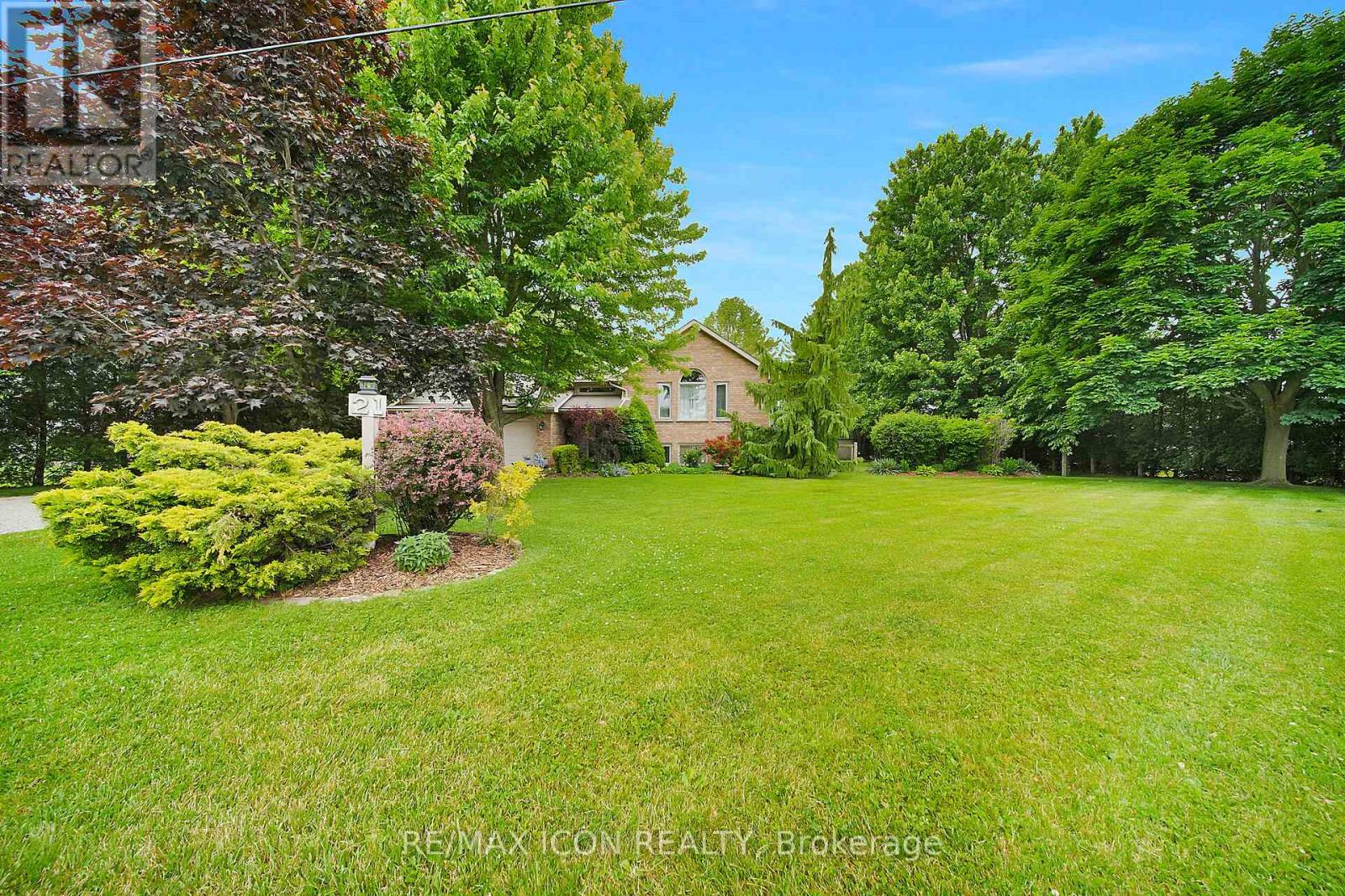 21 Lunn Lane, Dutton/dunwich (Wallacetown), Ontario  N0L 2M0 - Photo 9 - X12501788